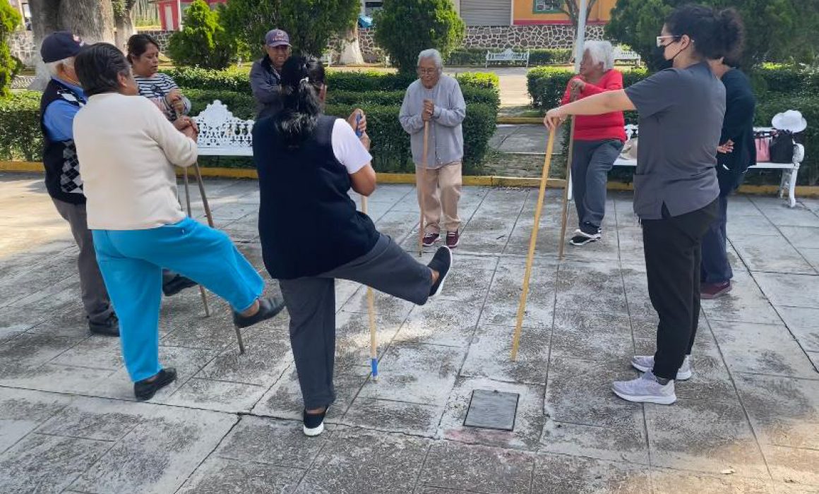 Instala Apetatitlán consultorio de fisioterapia y rehabilitación