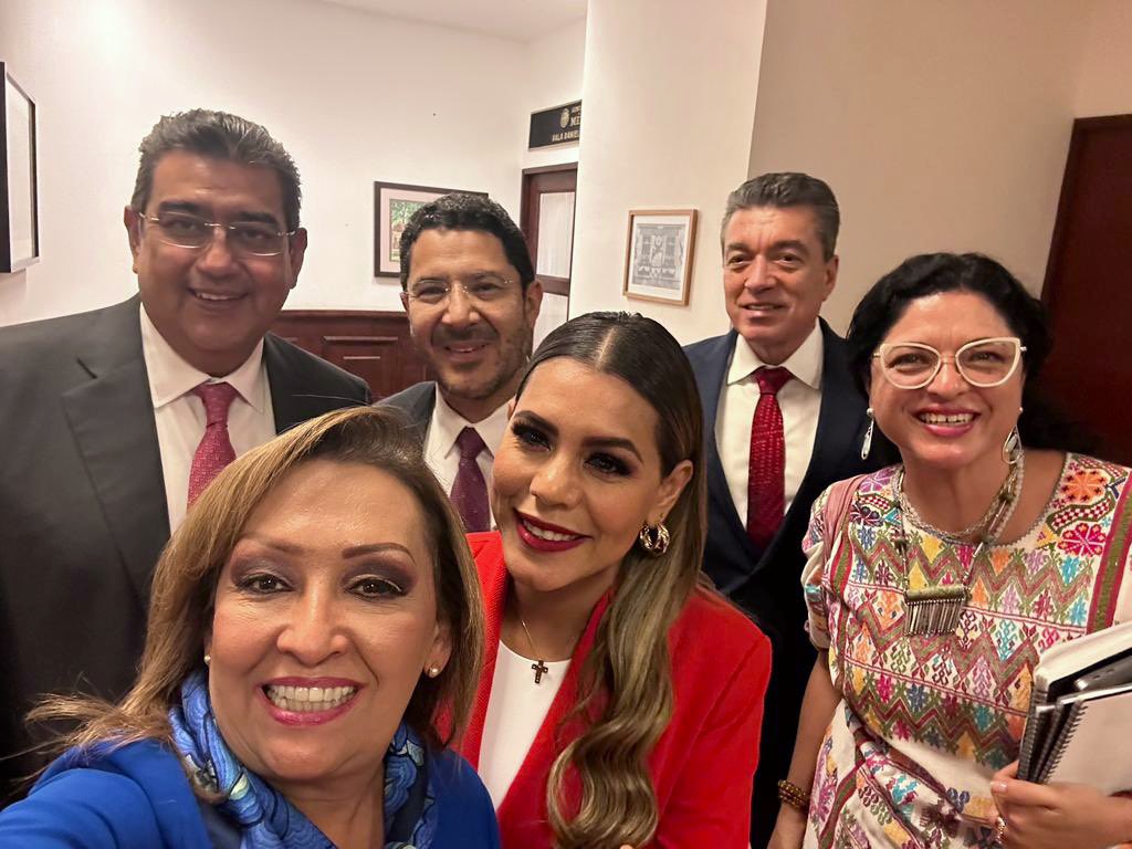 Atestigua Lorena Cuéllar avances del Programa Nacional de Reconstrucción 