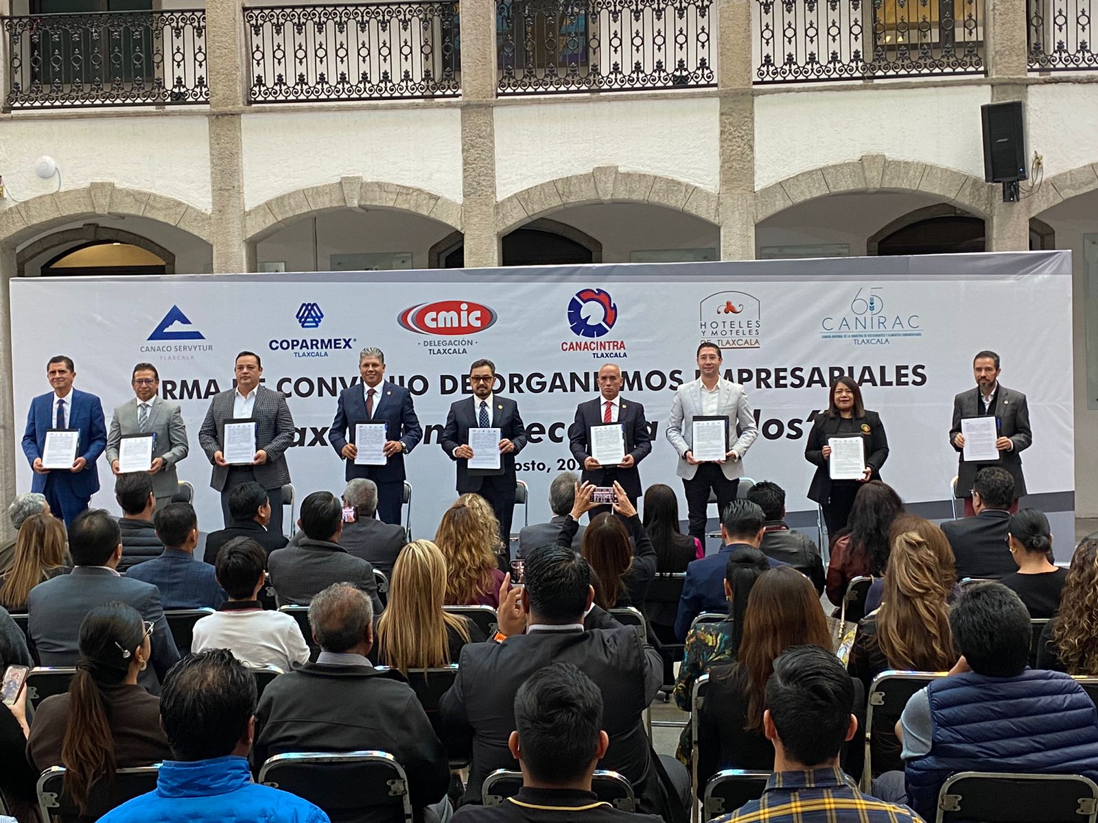Organismos empresariales firman convenio para fomentar desarrollo 