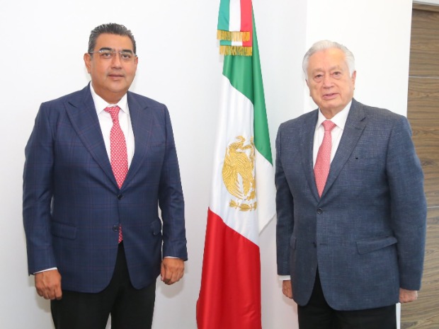 Sergio Céspedes comienza pláticas con CFE para dotar de internet a todo el estado