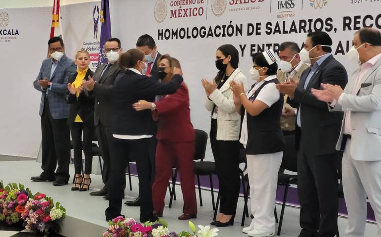 Aumentan salario de 366 trabajadores de salud; dignifican condiciones