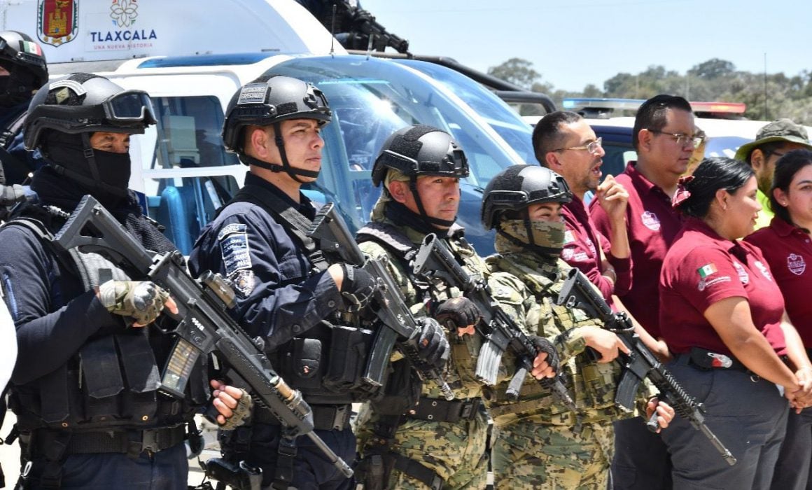 Implementan acciones corporaciones de seguridad durante la Huamantlada