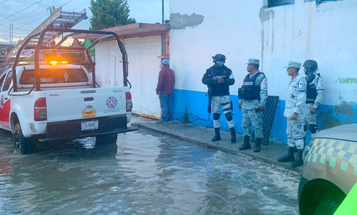 Implementan autoridades operativo en Huamantla tras fuerte lluvia