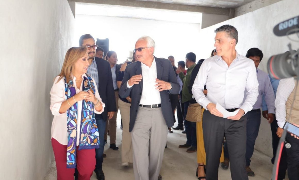 Supervisa Lorena Cuéllar avance de nueva residencia municipal de Chiautempan