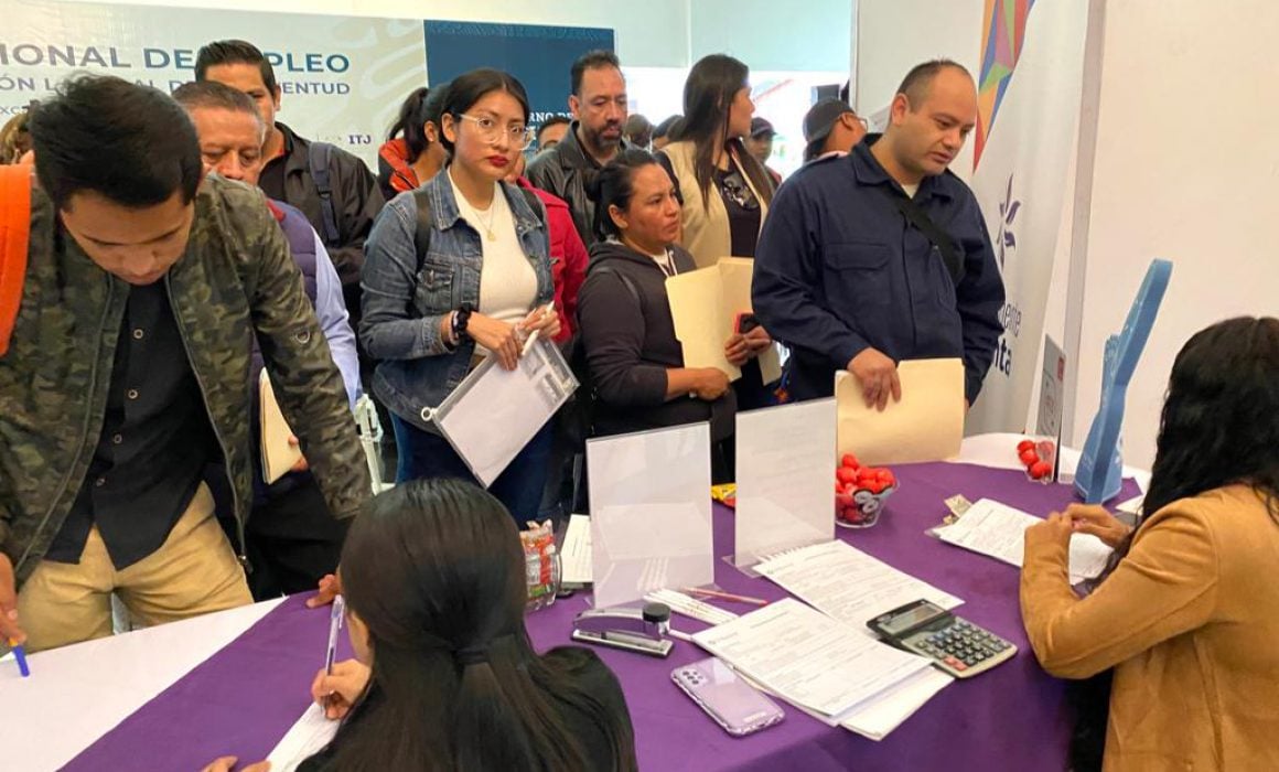 Vincula feria nacional de empleo a jóvenes con oportunidades laborales