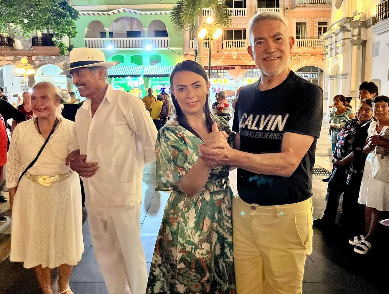 Gobierno de Cholula y DIF festejaron a los adultos mayores en su día