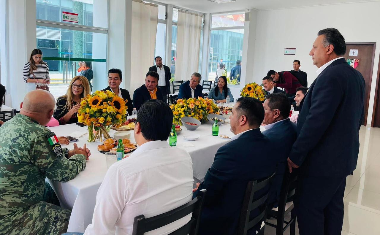 Omar Pérez invitado especial en festejo de Abuelitos y a informe “100 días de trabajo” de SNTE 51