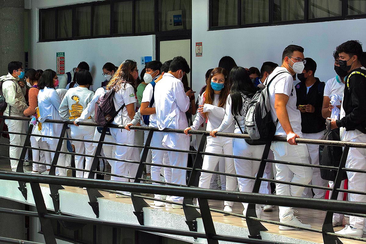 BUAP insta a su comunidad a usar cubrebocas ante el aumento de contagios de COVID-19