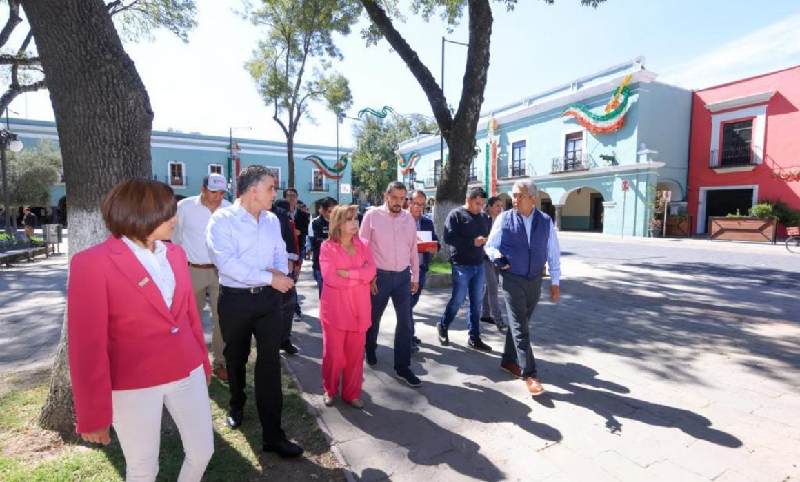 Verifica Lorena Cuéllar Plaza de la Constitución para el mundial de voleibol