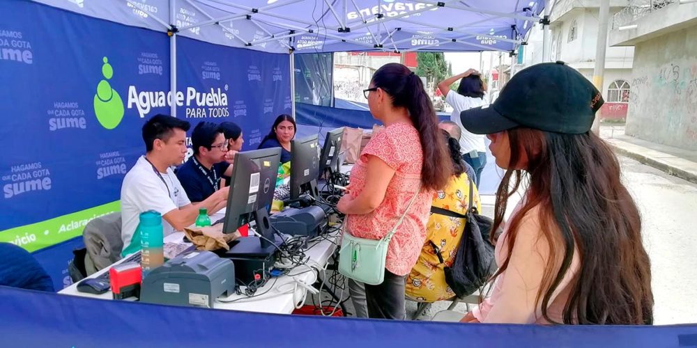 Caravanas del Agua de Agua de Puebla para Todos acercan servicios a las colonias y atienden a más de 700 vecinos