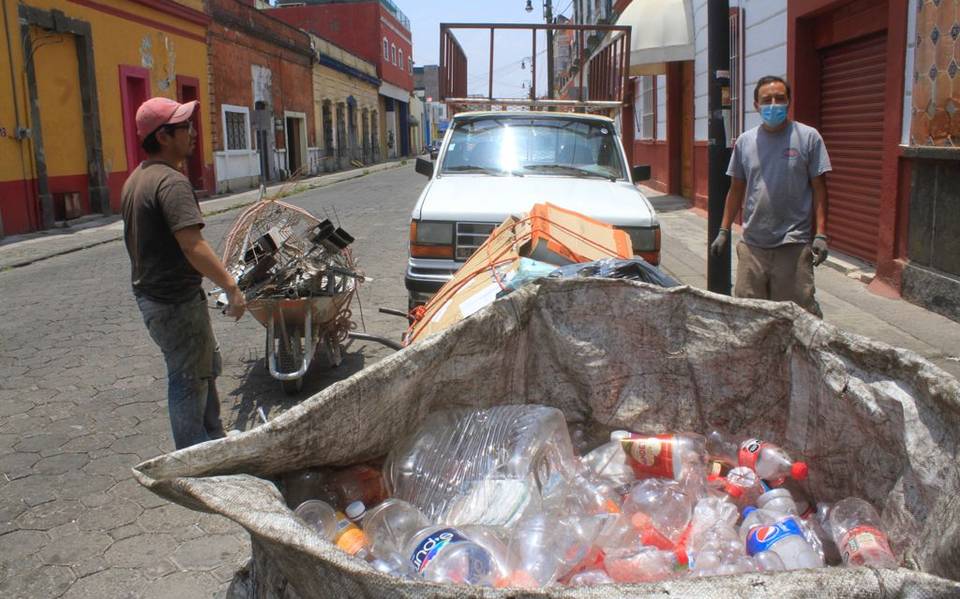 Ayuntamiento de Puebla reconoce a 1,600 recicladores y busca dignificar su labor