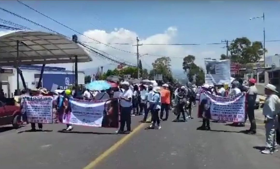 Alzan la voz por desaparición de Jazmín Vázquez; bloquean la PGJE