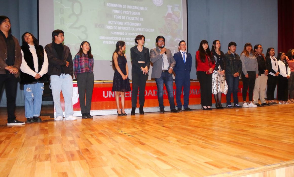 Presentan estudiantes de la UATX actividades integradoras