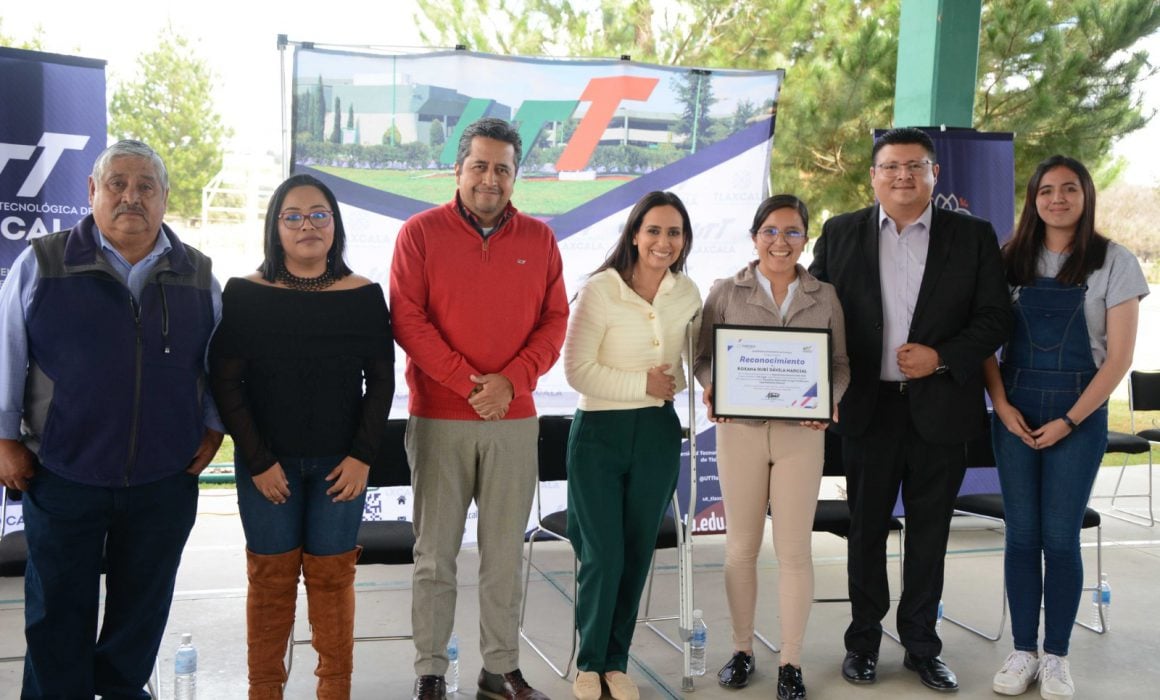 Reconoce gobierno de Tlaxcala a estudiante de la UTT