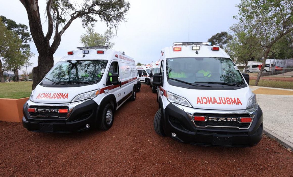 Recibe gobierno de Tlaxcala ambulancias de la beneficencia pública