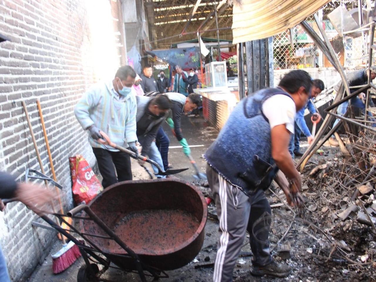 Ayuntamiento de Tlaxcala entregará apoyos para comerciantes afectados por incendio del mercado