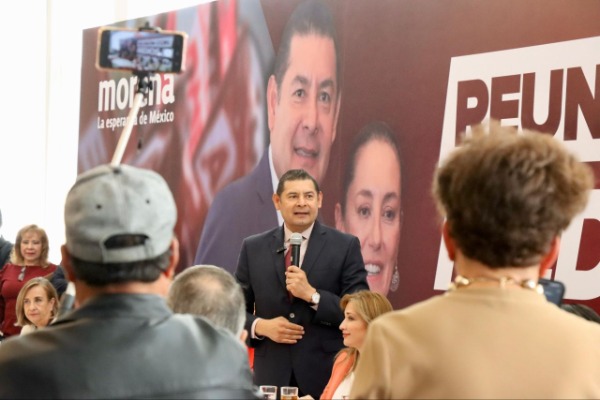 Alejandro Armenta lleva ventaja de 16 puntos sobre Eduardo Rivera, según encuesta