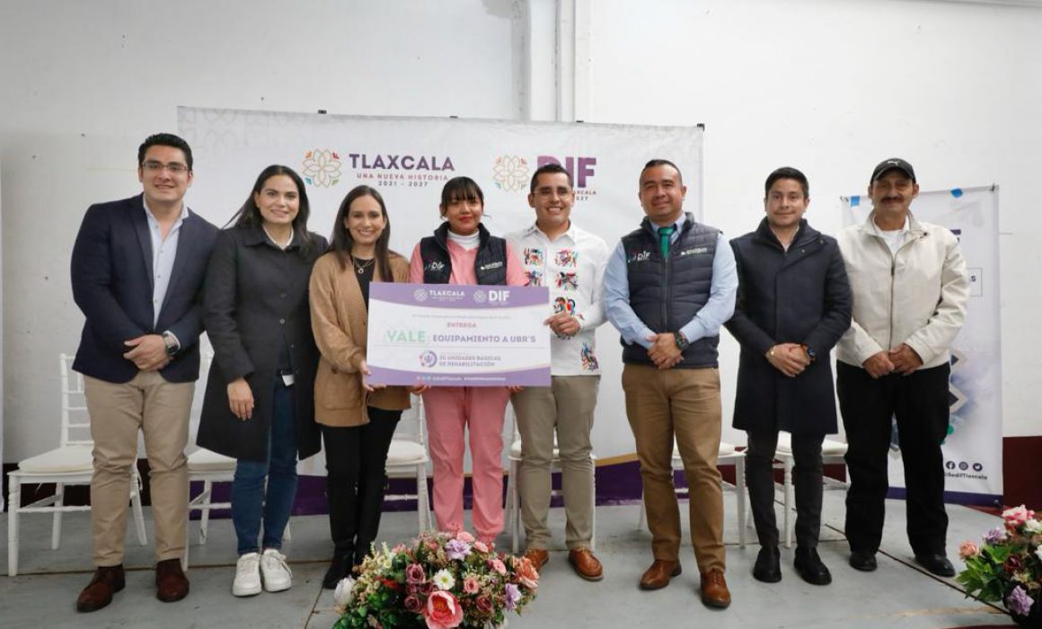 Entrega Sedif equipo de electroterapia a unidades de rehabilitación