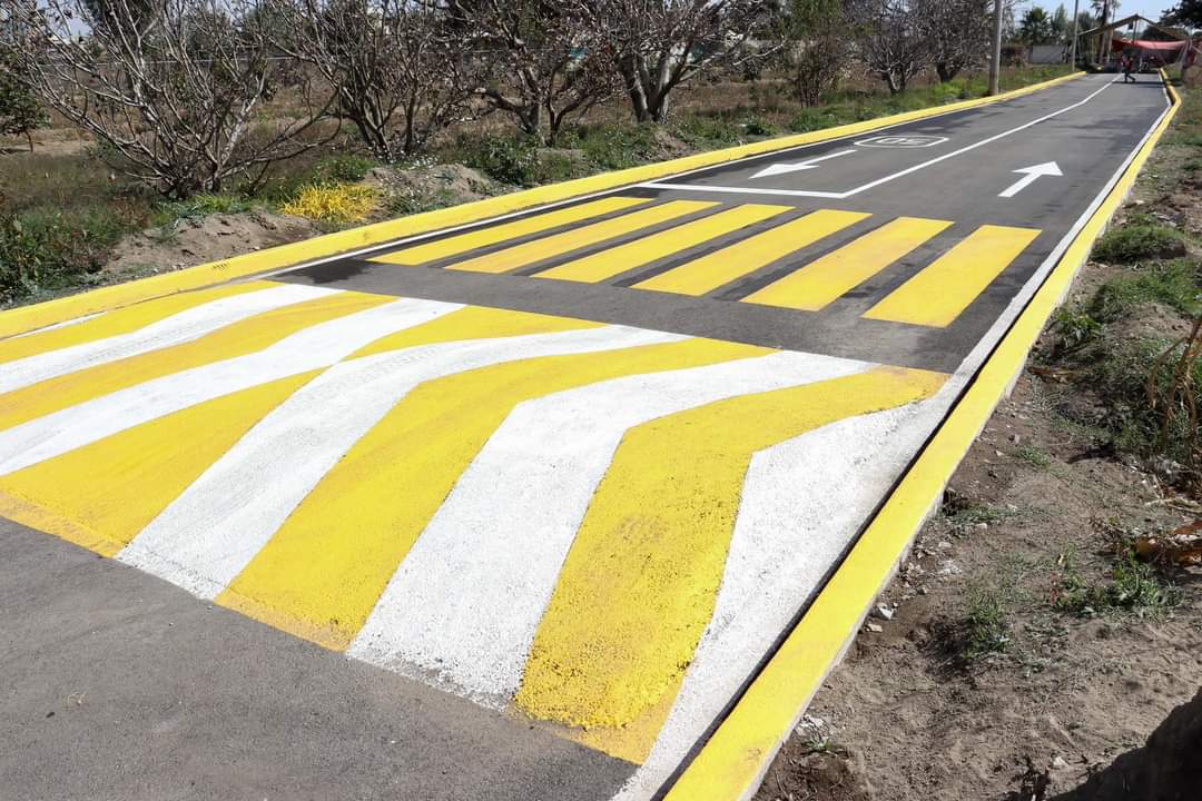 Paola Angon entrega calle Lerdo de Tejada en Acuexcomac, atendiendo necesidades de las juntas auxiliares