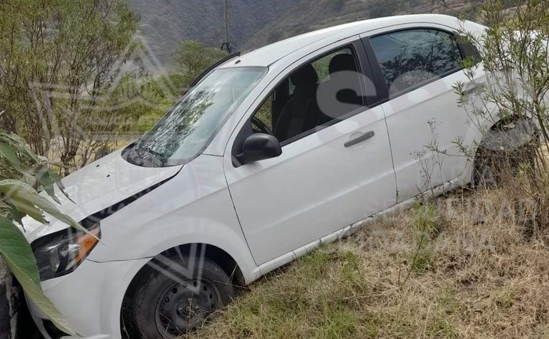 Detienen en Ixtacuixtla a personas implicadas en el intento de robo de un vehículo particular