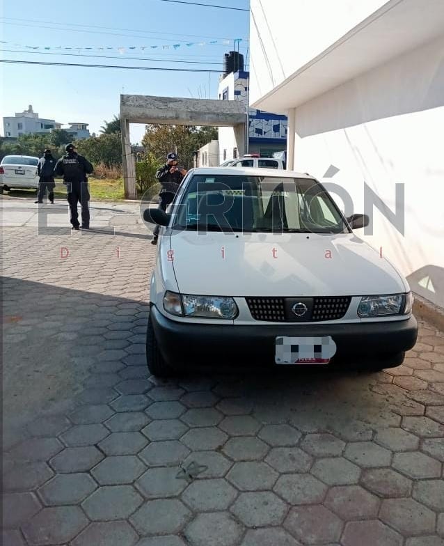 Recuperan en Papalotla vehículo robado en Puebla