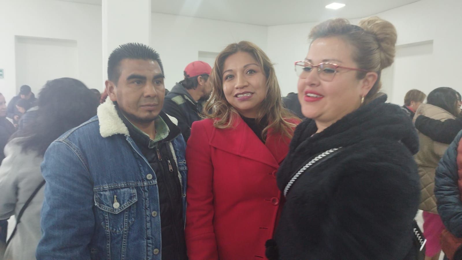 Dan toma de nota a Karina Erazo; retoman instalaciones del 7M