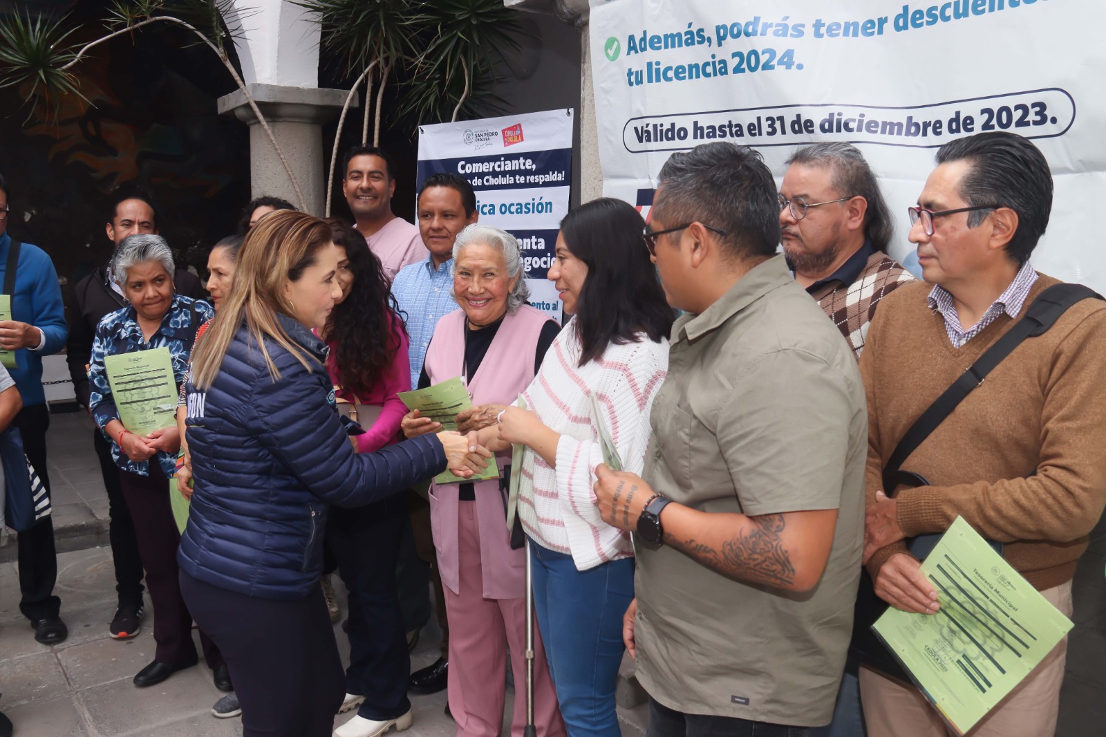 Paola Angon continúa brindando atención de calidad a la ciudadanía 