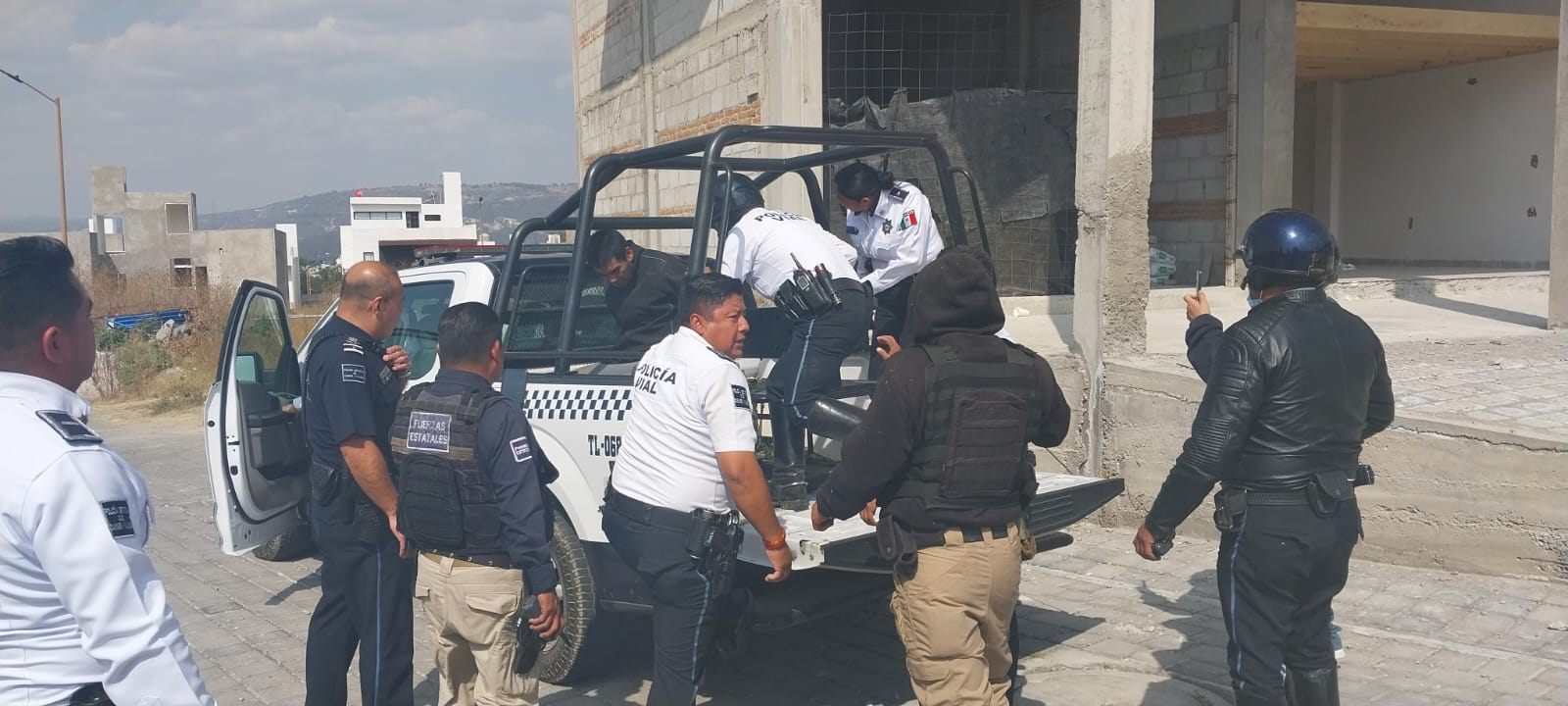 Se escapa detenido de la FGR Tlaxcala; fue capturado nuevamente en una gasolinera cercana 