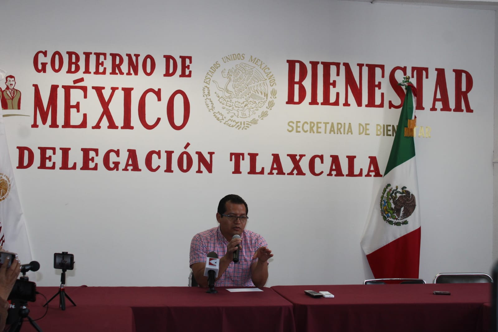 Inician investigaciones por detonación de cohetón en Banco de Bienestar de Apizaco