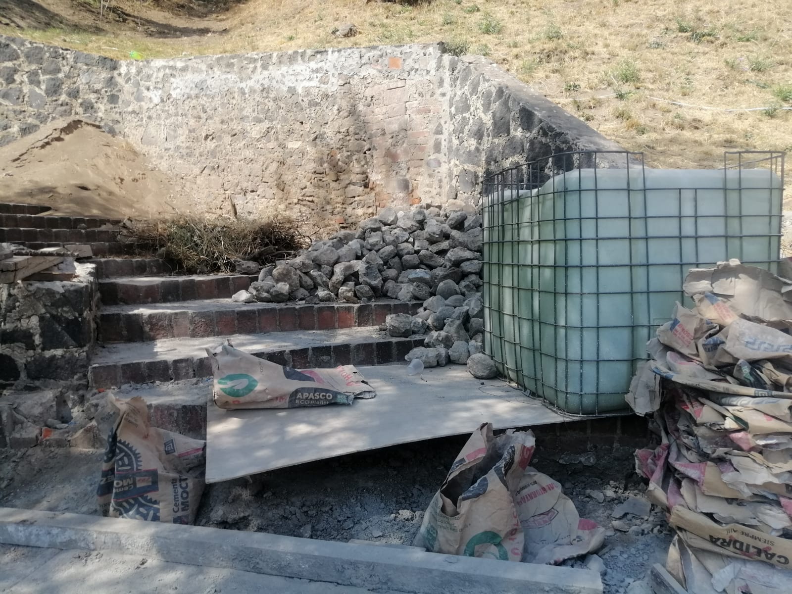 A semanas de concluir primera etapa de rehabilitación de las escalinatas del “Pocito”