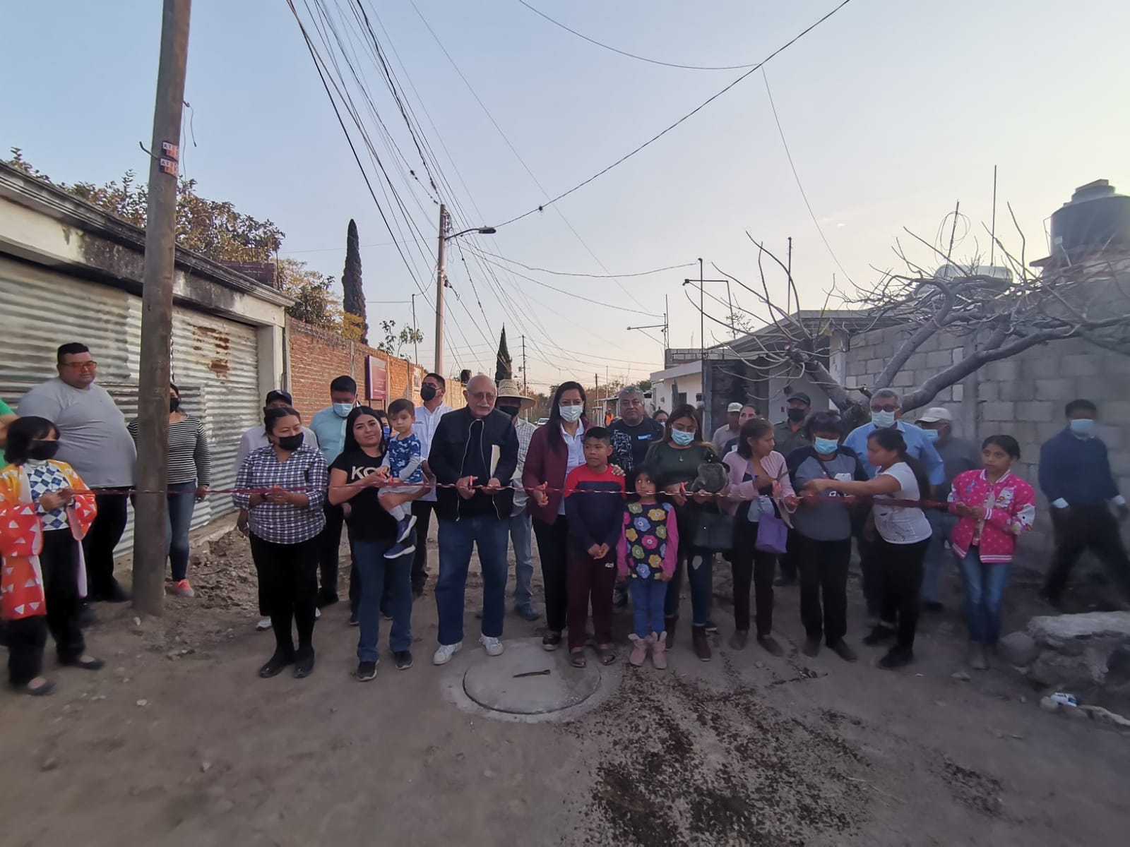 Ariadna Ayala en acción para el desarrollo de infraestructura educativa y social en Atlixco