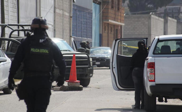 Encuentran en Tenango 20 bolsas con restos humanos en bodega del CJNG que usaba como cementerio