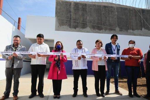  Entrega Lorena Cuéllar infraestructura educativa en Tetlatlahuca