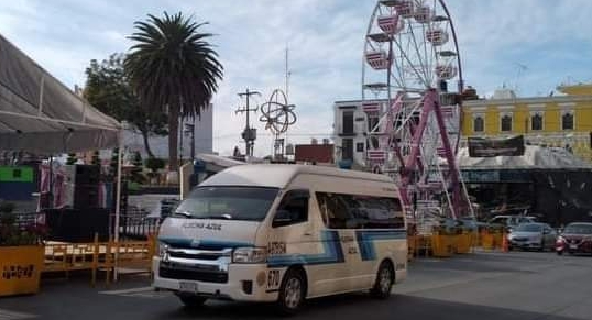 Cierre de vialidades provoca caos vial en Zacatelco