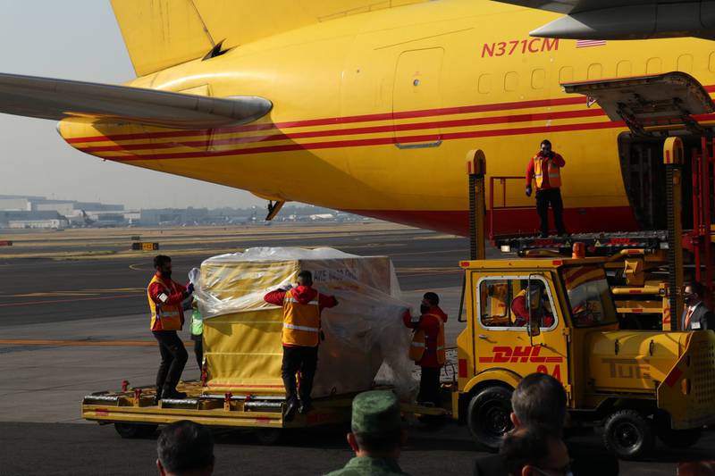 DHL será la primera empresa de carga en operar en AIFA: AMLO
