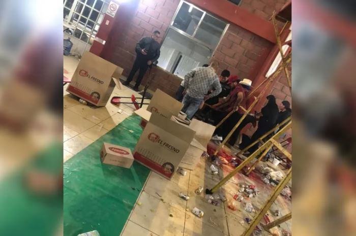 Fiesta en palenque de Michoacán terminó en balacera, cuerpos tirados y varios heridos