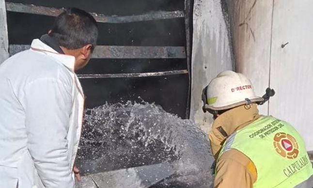 Incendio en Fábrica de Calpulalpan deja seis personas intoxicadas