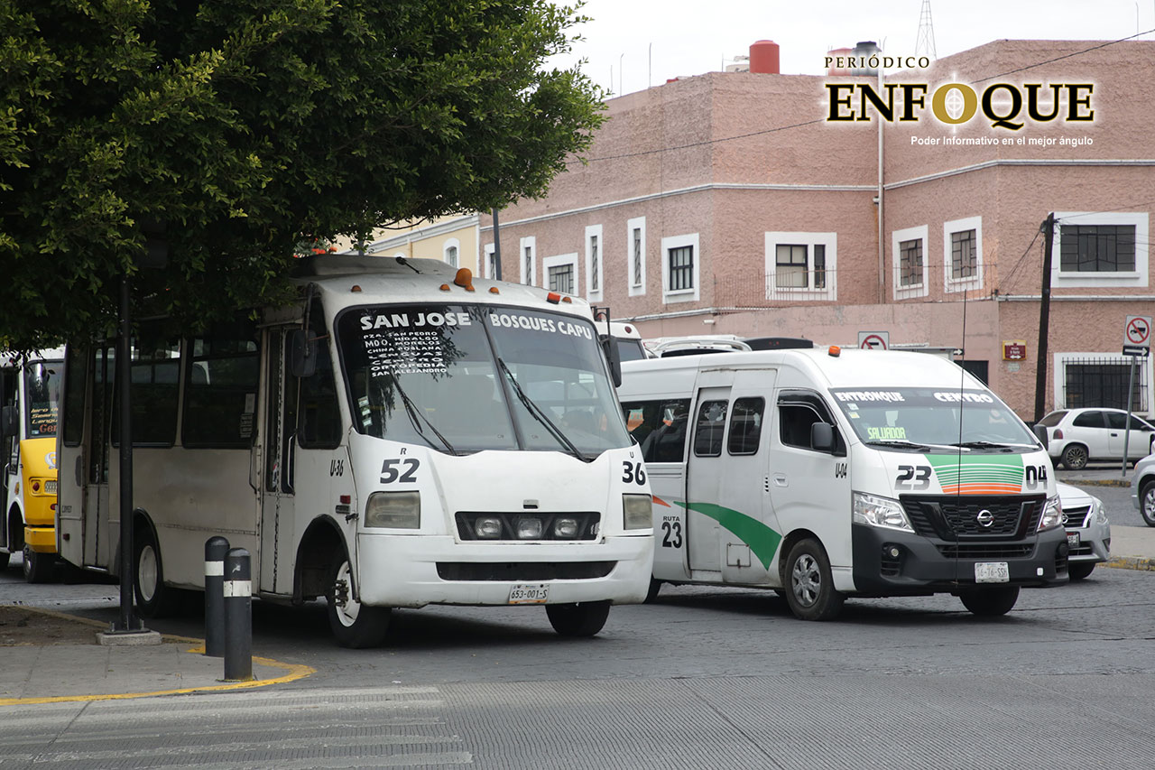 Puebla amplia plazo para verificación obligatoria de unidades del transporte público; no aplicará para todas 
