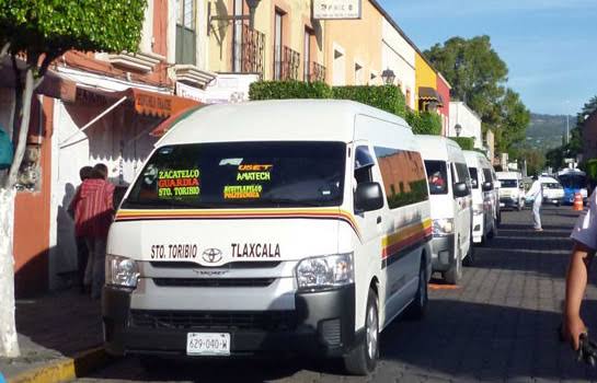 Invitan a tlaxcaltecas a presentar amparos contra incremento de pasaje