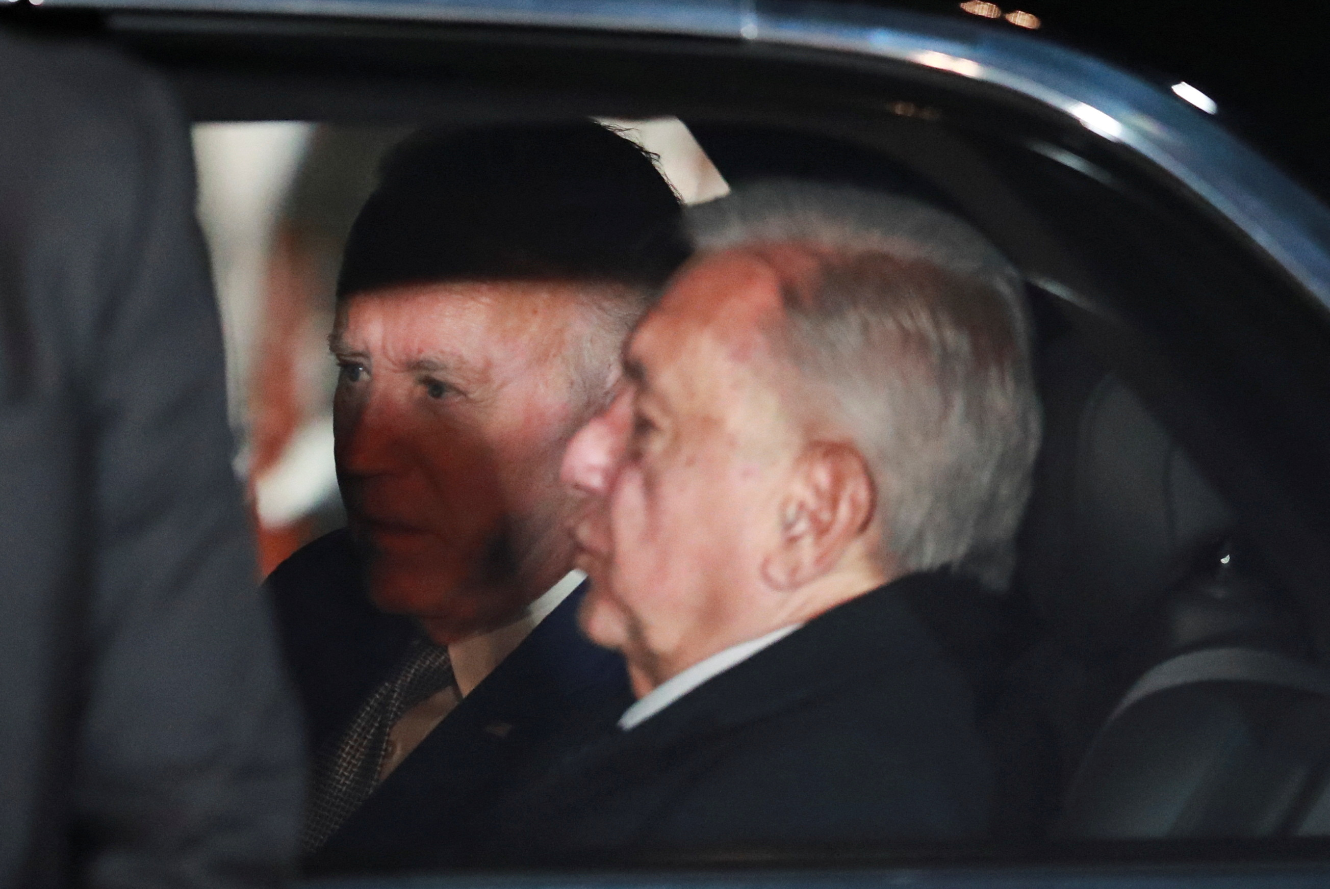 AMLO y Biden pudieron hablar por más de 1 hora en "La Bestia" durante trayecto del AIFA a Polanco