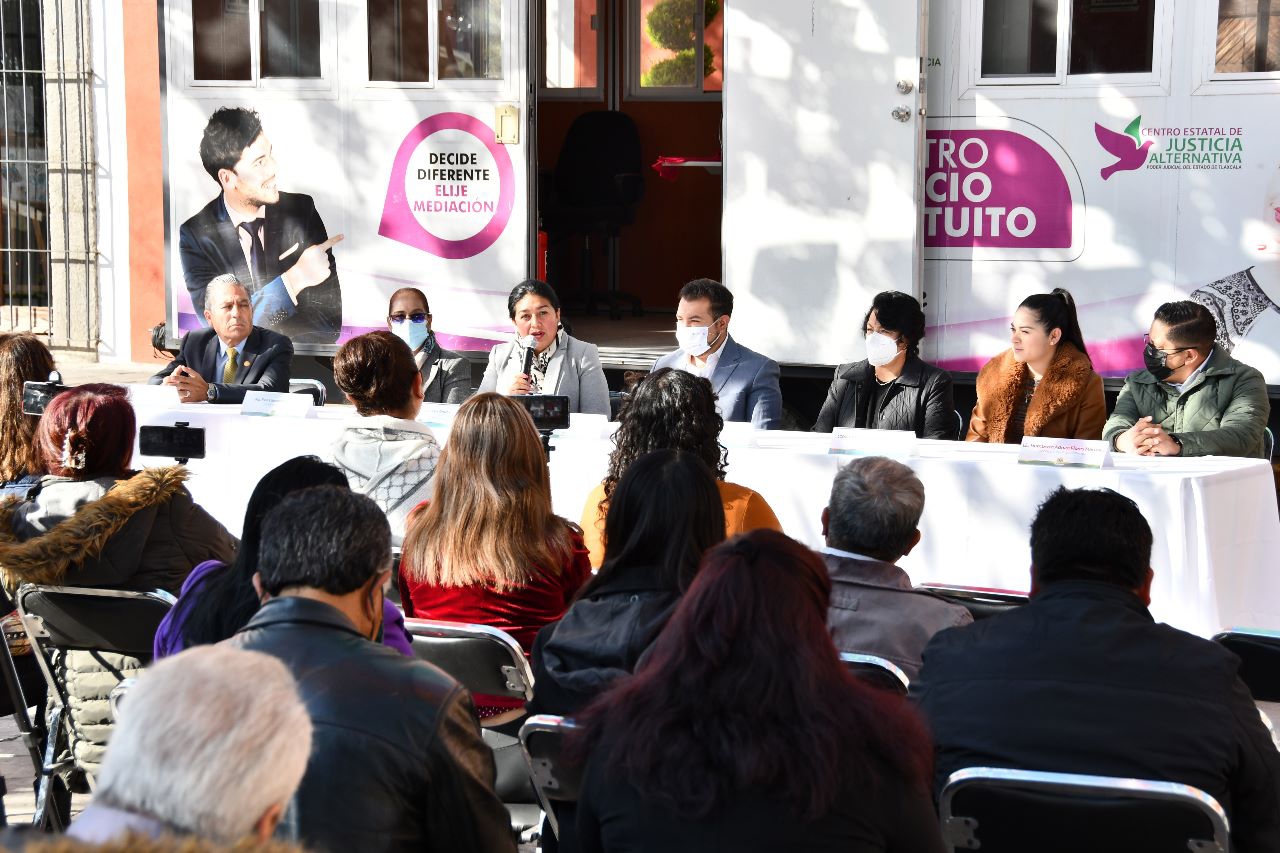 Autoridades de Huamantla dan banderazo de inicio de actividades del Cejamovil