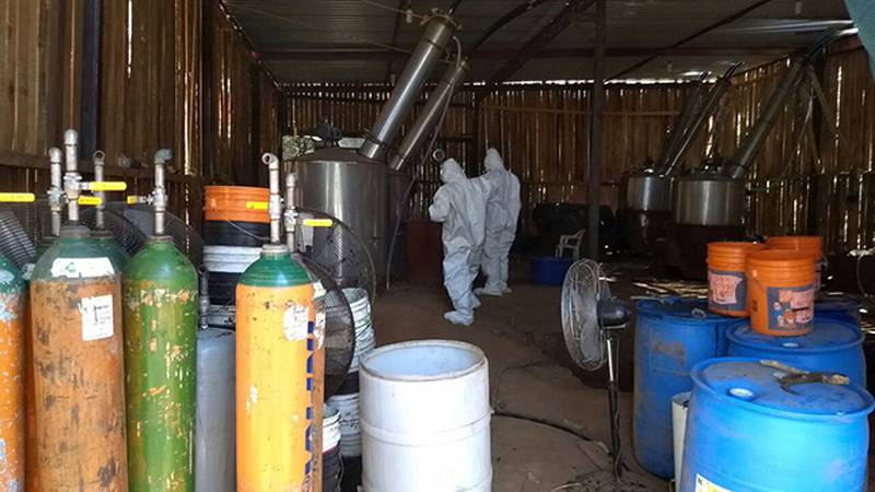 ¿'Breaking Bad’ se queda corto? Localizan narcolaboratorio en Jalisco tras explosión en una casa-habitación