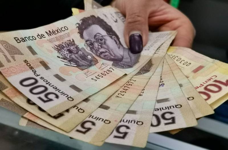 Haz cuentas: ¿Hasta cuánto dinero en efectivo puedes meter o sacar de México, según la ley?