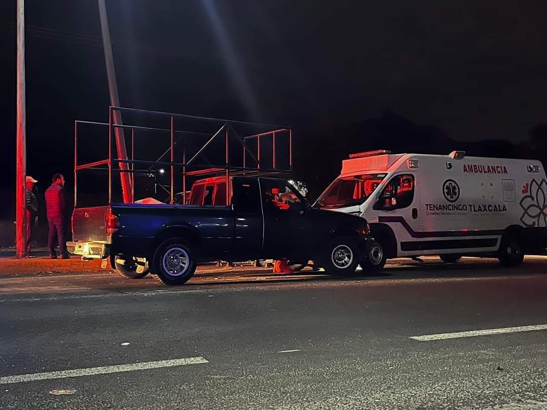 Ebrio conductor daña ambulancia municipal de Tenancingo
