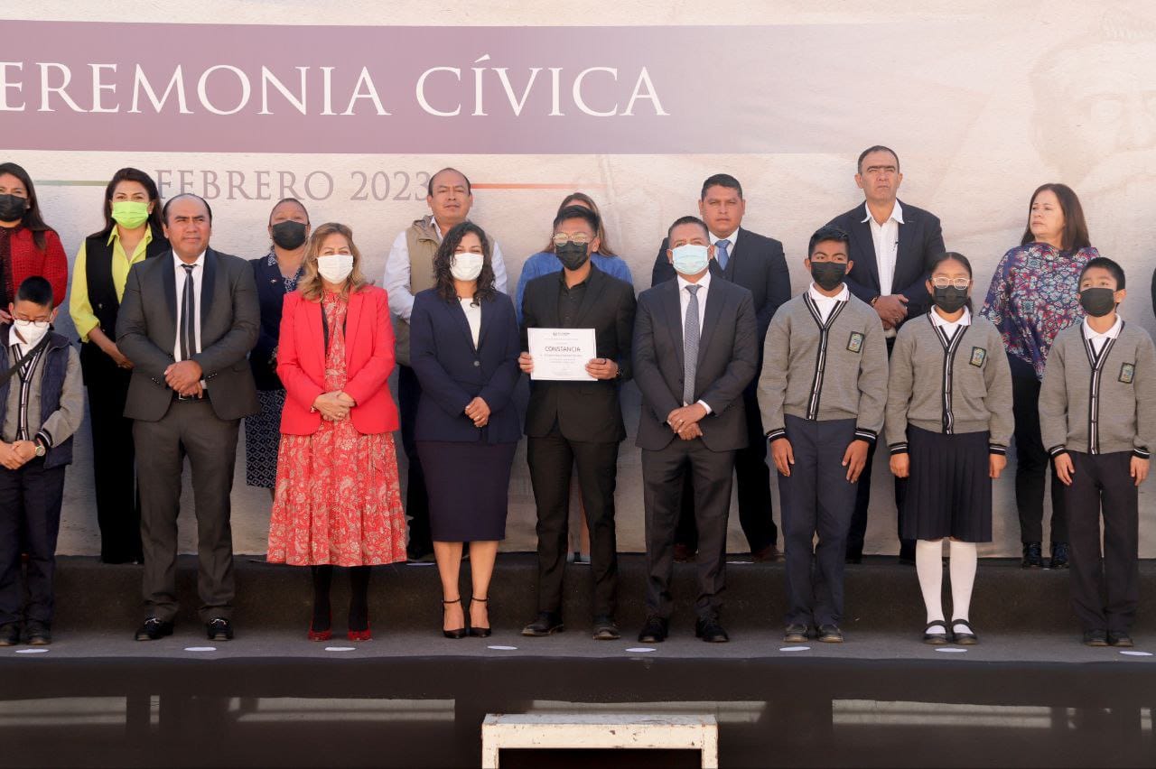 Llama Mundo Tlatehui a fortalecer las instituciones y valores cívicos