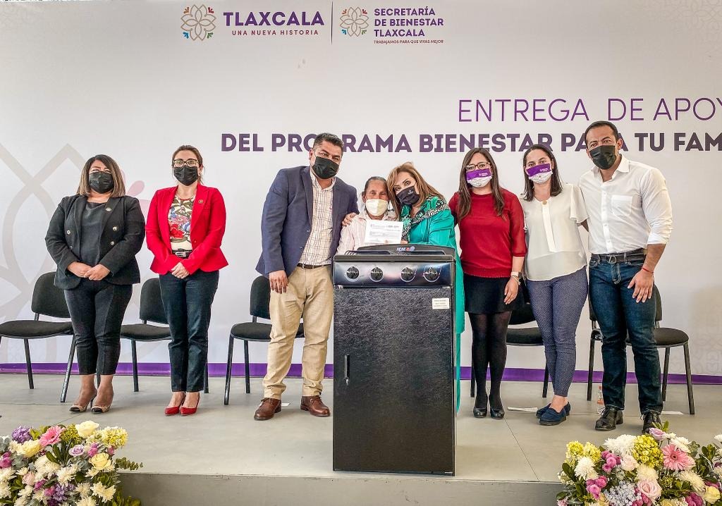 El 58 por ciento de beneficiarias de programas estatales de bienestar son jefas de familia y madres solteras