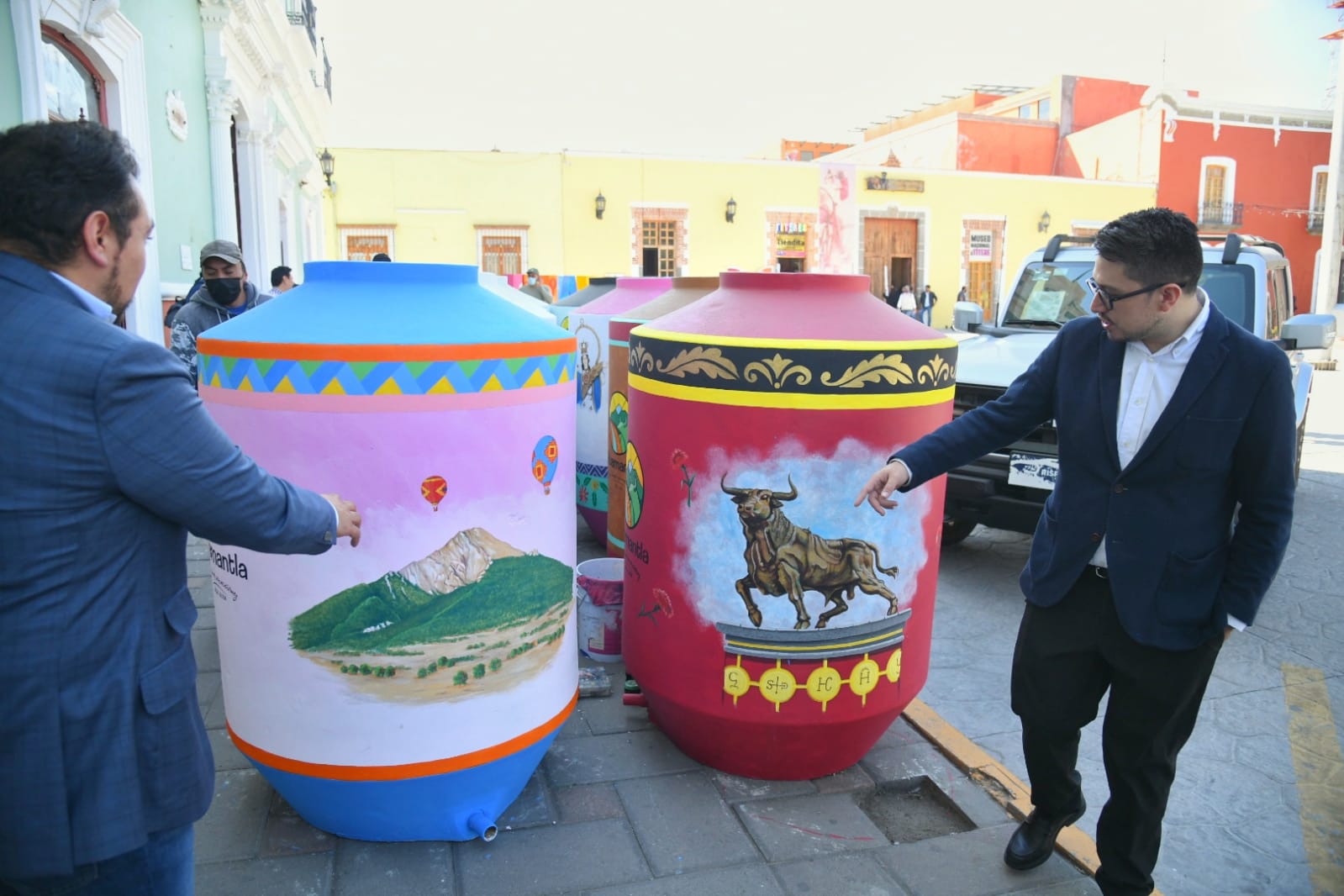Acuerdan instalar sala de cine de arte en el MUNATI