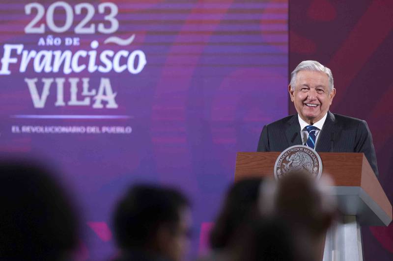 ‘Resultó más derecho Zambada’: AMLO critica a abogado de García Luna por querer ‘embarrarlo’