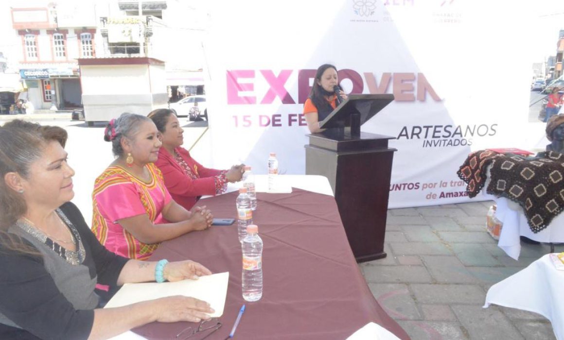 Realiza IEM expo-venta de la Red de mujeres emprendedoras en Amaxac