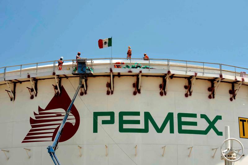 Pemex coloca 2 mil mdd en el mercado internacional para financiar deuda